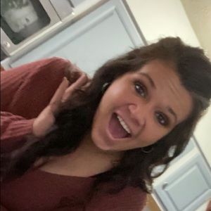 Meet your Posher, Tabitha